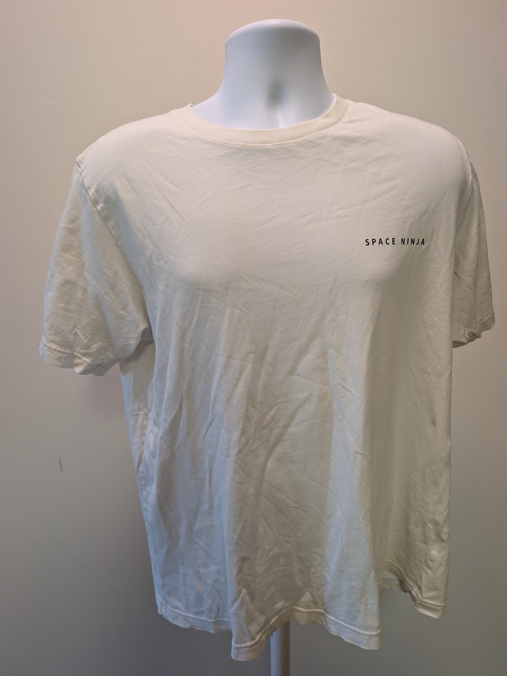 Uniqlo UT Ultraman Alien Baltan Space Ninja Graphic Tee Shirt Large Off White